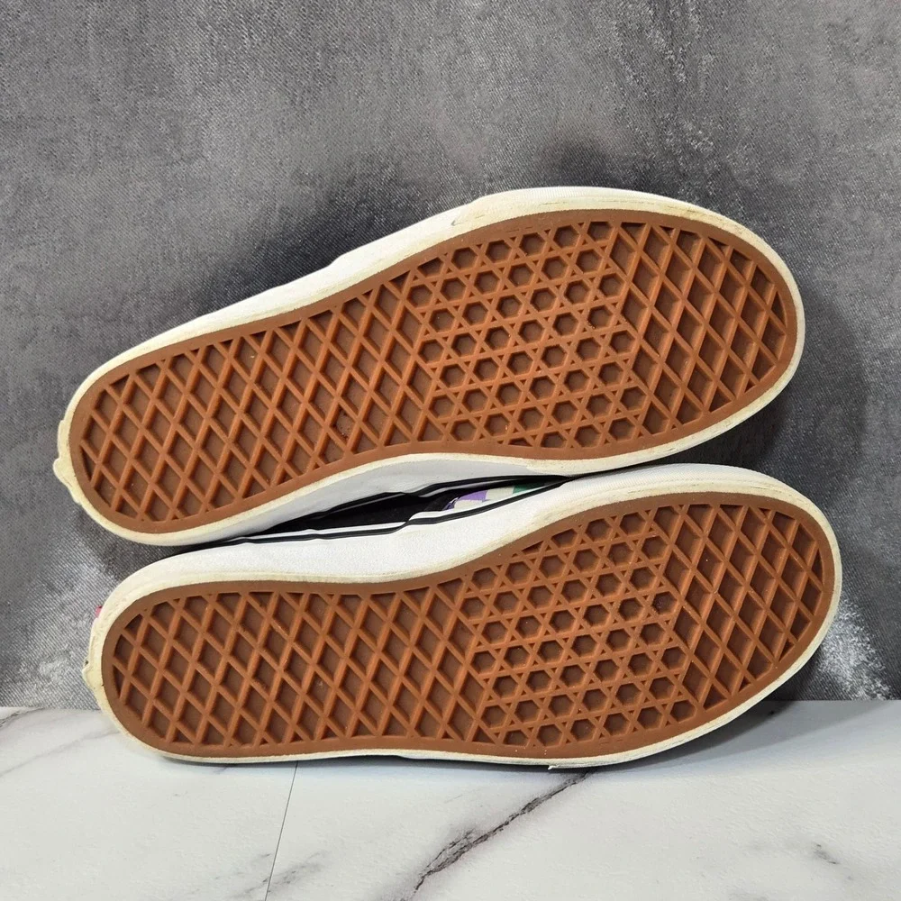 Vans Classic Slip-On Shoes Girls 5 Rainbow Checkerboard Canvas Skate Sneaker